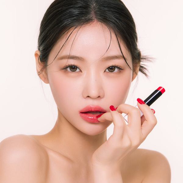 Lip Studio Intense Satin Lipstick