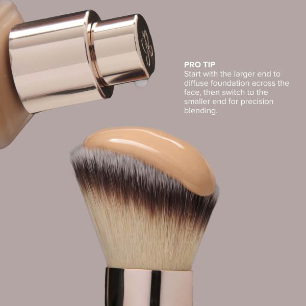Impeccable Foundation &amp; Face Brush
