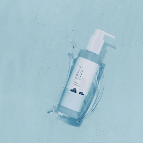 1025 Dokdo Cleansing Gel