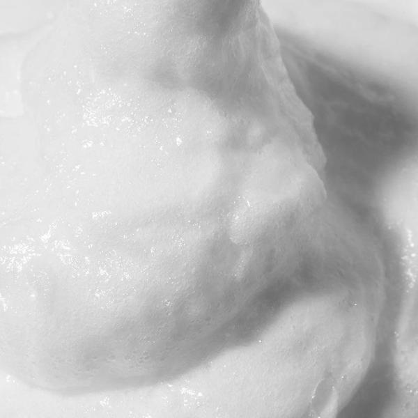 Hydrium Triple Hyaluronic Moisturizing Cleanser