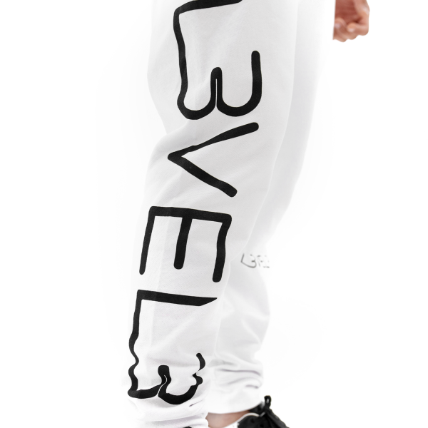 L3VEL3™ Essential Joggers