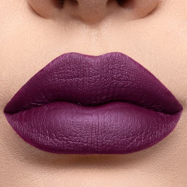 Long Lasting Liquid Lipstick - Malibu