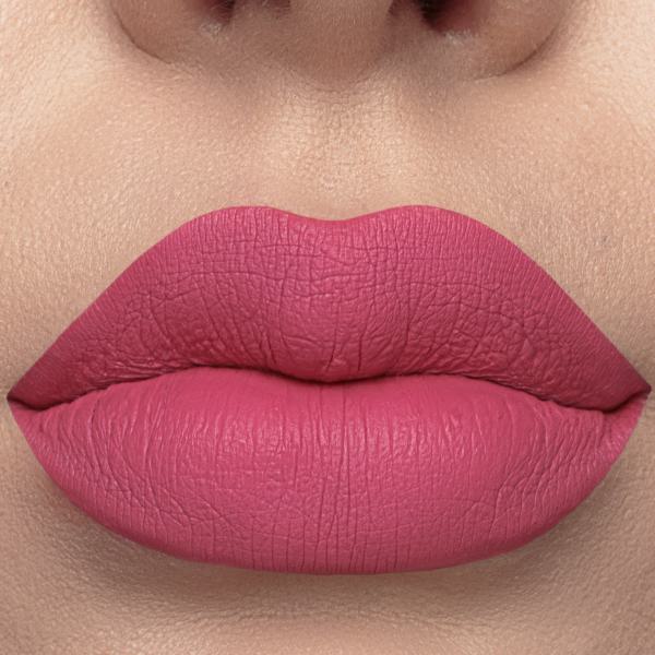 Long Lasting Liquid Lipstick - Hollywood