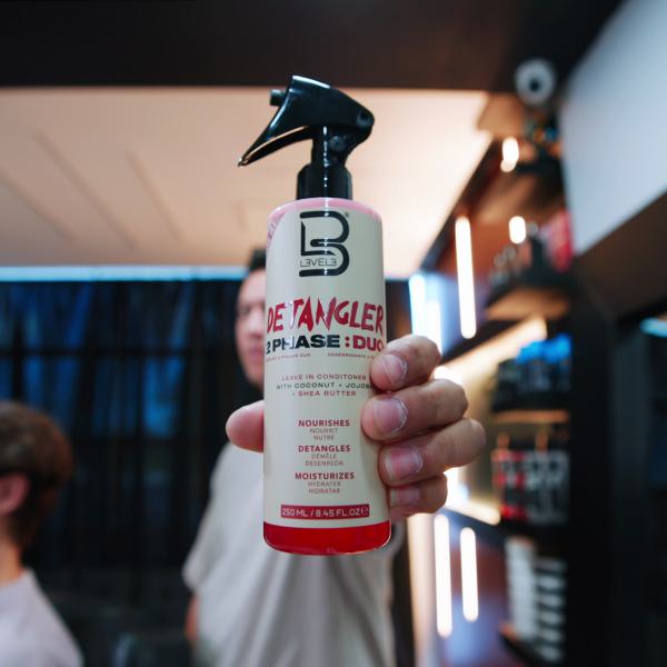2 Phase Detangler Spray