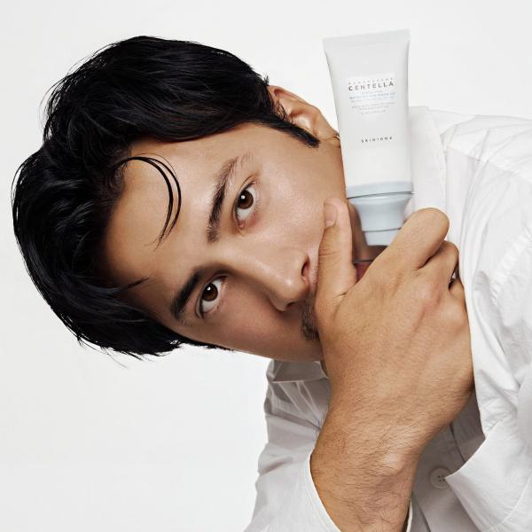 Hyalu-Cica Water-Fit Sun Serum UV